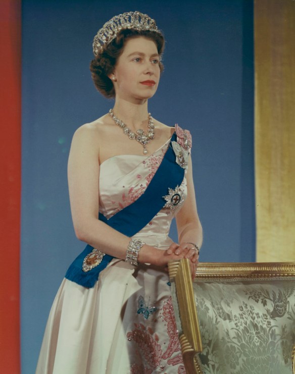 Portrait en couleur de la reine Elizabeth II.