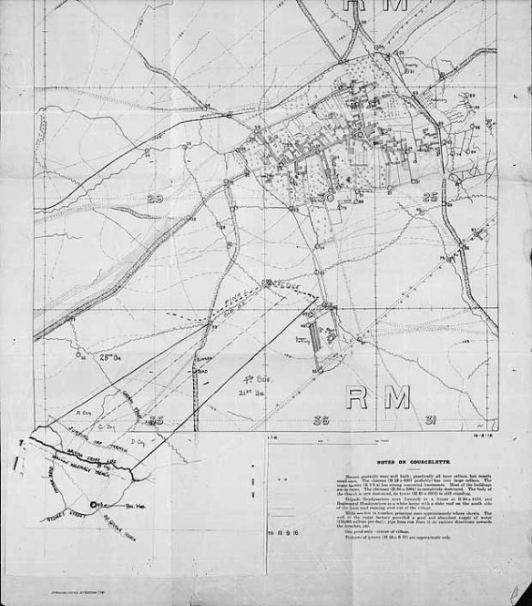 Image d’une carte de tranchée, datée de septembre 1916, montrant l’axe de progression prévu pour le 27e Bataillon, près de Courcelette, en France. 