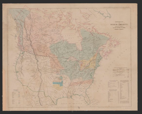 Une grande carte géographique en couleur de l’Amérique du Nord indiquant les territoires de diverses bandes autochtones avec des légendes dans les coins.