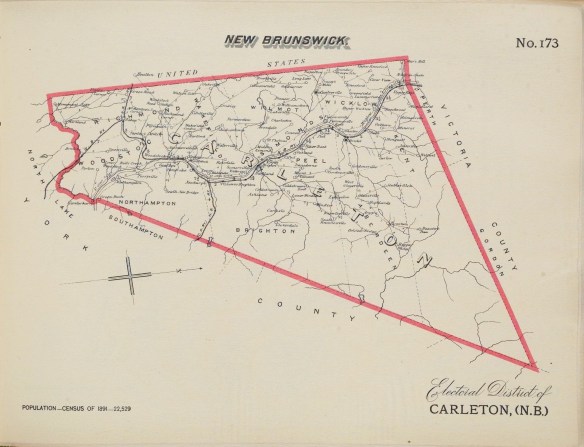 Une carte en noir et blanc du district électoral de Carleton (Nouveau-Brunswick); les frontières sont indiquées par un gros trait rouge. 