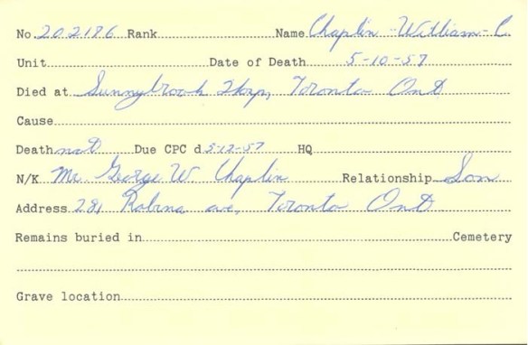 Fiche avec inscriptions dactylographiées et manuscrites. 