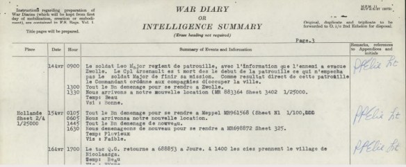 Une page dactylographiée avec les mots War Diary or Intelligence Summary en haut et un tableau contenant de l’information secrète.