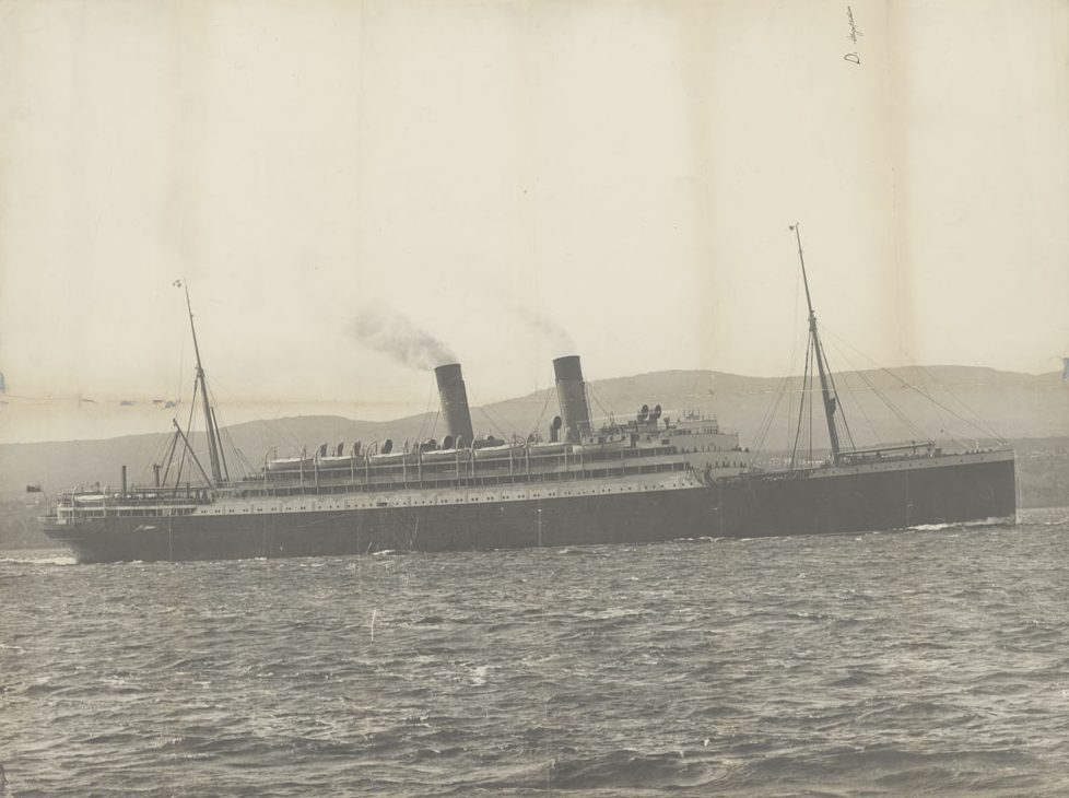 Le R.M.S. Empress of Ireland.